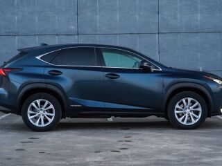 Lexus NX 300h AWD Hybrid Luxury 2.5 R4 16V 145kW