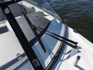 Silver Viper DCZ + Mercury F200 XL V8 Pro XS DTS