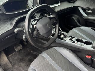 Peugeot 2008 Allure Pack BlueHDi 130 AT8 1.5 96kW