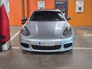 Porsche Panamera 3.0 v6 306кВ