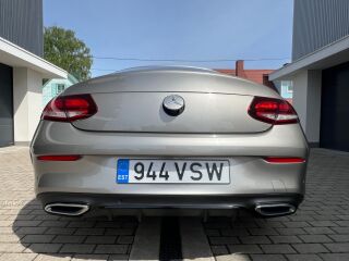 Mercedes-Benz C 220 4-Matic AMG Coupe 2.0 143kW
