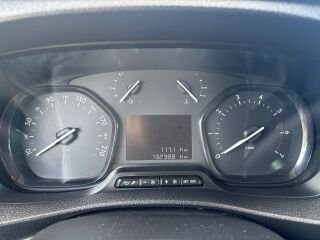 Opel Vivaro 2.0 130кВ