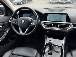 BMW 330 e xDrive Touring Steptronic 2.0 215kW