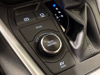 Toyota RAV4 Luxury Limited Hybrid 4WD 2.5 131kW