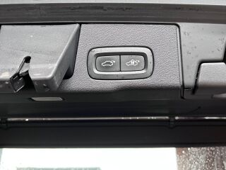 Volvo XC60 B5 2.0 B5 183kW