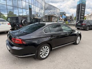 Volkswagen Passat Highline 1.8 132kW
