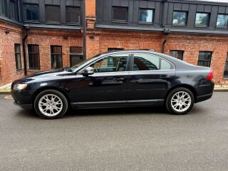 Volvo S80 Momentum 2.4 D5 136kW