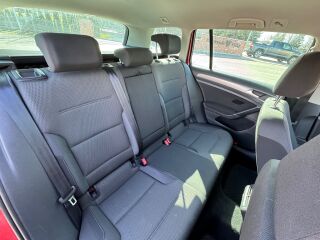 Volkswagen Golf 1.6 77kW
