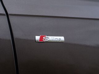 Audi Q7 S-line Quattro 3.0 200кВ