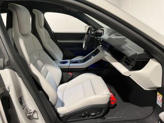 Porsche Taycan 4S Cross Turismo 420kW