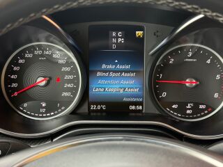 Mercedes-Benz V 250 4MATIC AMG AVANTGARDE EDITION AIRMATIC 2.0 140kW