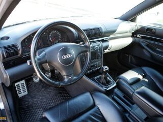 Audi RS 4 2.7 V6 Bi-turbo 280kW