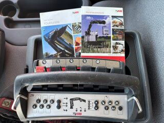 Volvo FM X 330 6x2 248kW