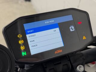 KTM 1290 Super Duke R V2 130kW