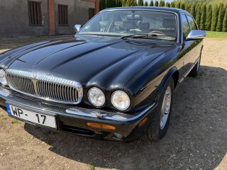 Daimler DAIMLER V8 LONG 4.0 V8 209kW