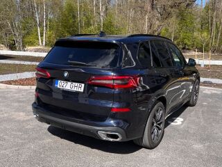 BMW X5 3.0 195kW