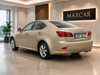 Lexus IS 220 2.2 130kW