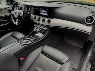 Mercedes-Benz E 220 2.0 R4 143kW
