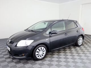 Toyota Auris Linea Sol ATM 1.4 D-4D 66кВ
