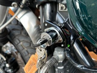 Triumph Bonneville T100 R2