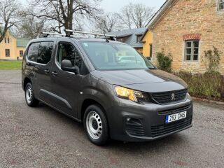 Peugeot Partner SNOEKS CREW CAB 1.5 R4 96kW