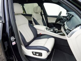 BMW X7 M50 Individual Exclusive 3.0 R6 294kW