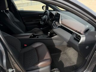 Toyota C-HR Luxury 1.2 85kW