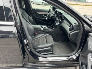 Mercedes-Benz C 200 AMG Line 1.6 118kW