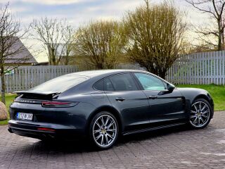 Porsche Panamera 4 E-HYBRID SPORTCHRONO 2.9 340kW