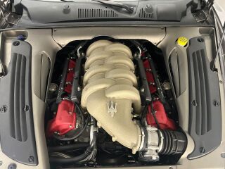 Maserati Coupe Cambiocorsa 4.2 V8 287кВ