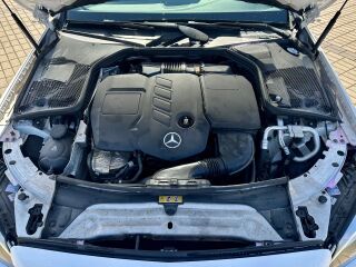 Mercedes-Benz C 220 2.0 143kW