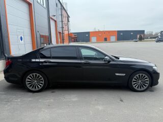 BMW 730 LD Long 3.0 R6 d 180kW