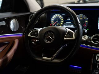 Mercedes-Benz E 220 d 4Matic AMG Night Package 2.0 143kW