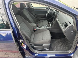 Volkswagen Golf 1.5 96кВ