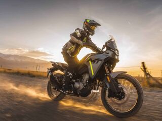 CFMOTO 450MT