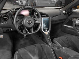 McLaren 750S 4.0 552kW