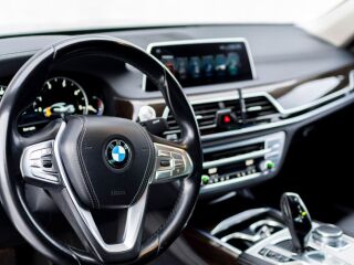BMW 730 3.0 195kW