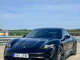 Porsche Taycan 350kW