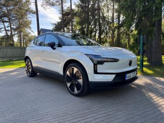 Volvo EX30 Ultra 200kW