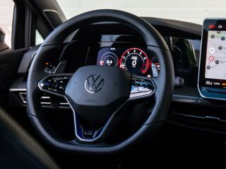 Volkswagen Golf R Black Edition Performance package 2.0 245kW