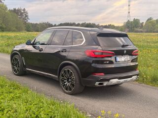 BMW X5 3.0 195кВ