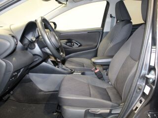 Toyota Yaris Active Plus 1.5 68кВ
