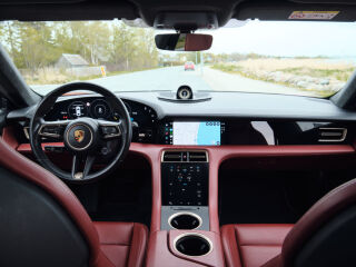 Porsche Taycan 4S Performance Battery Plus 420kW
