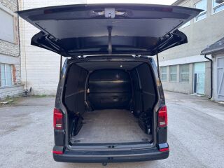 Volkswagen Transporter T6.1 L2H1 LONG 2.0 R4 150kW
