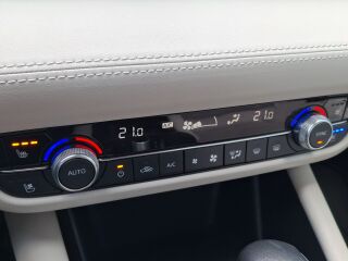 Mazda 6 Luxury 2.5 143кВ