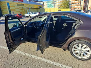 Skoda Superb Ambition 1.4 110kW