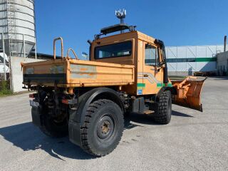 Mercedes-Benz Unimog