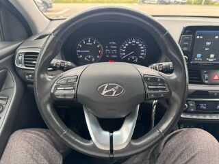 Hyundai i30 1.4 73kW