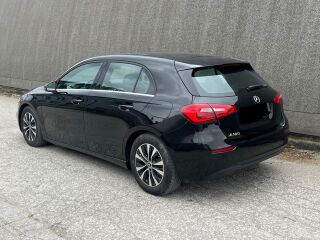 Mercedes-Benz A 180 1.3 100kW