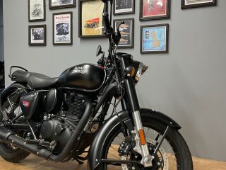 Royal Enfield Classic 350 Dark Stealth Black 15kW
